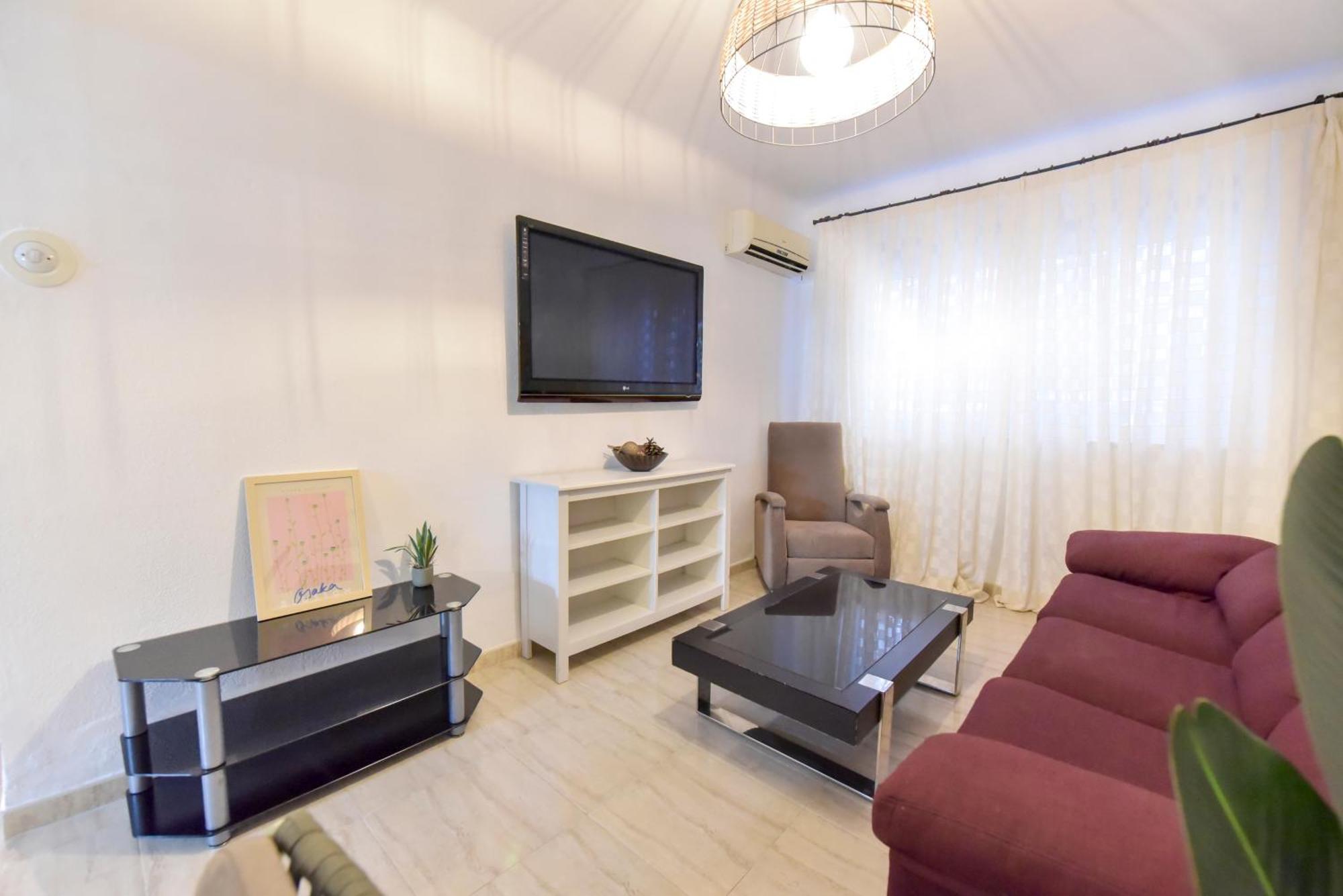 Apartamento Large Functional Apartment!